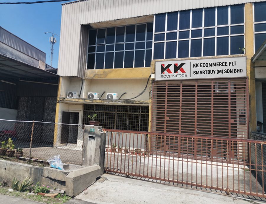 KK ECOMMERCE semi-detached warehouse with company signboard, 2021